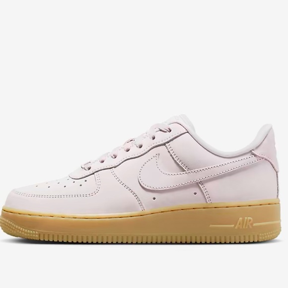 Nike WMNS Air Force 1 Premium
Pearl Pink/Gum Light Brown/
Pearl Pink Shoes - Picture 2 of 16